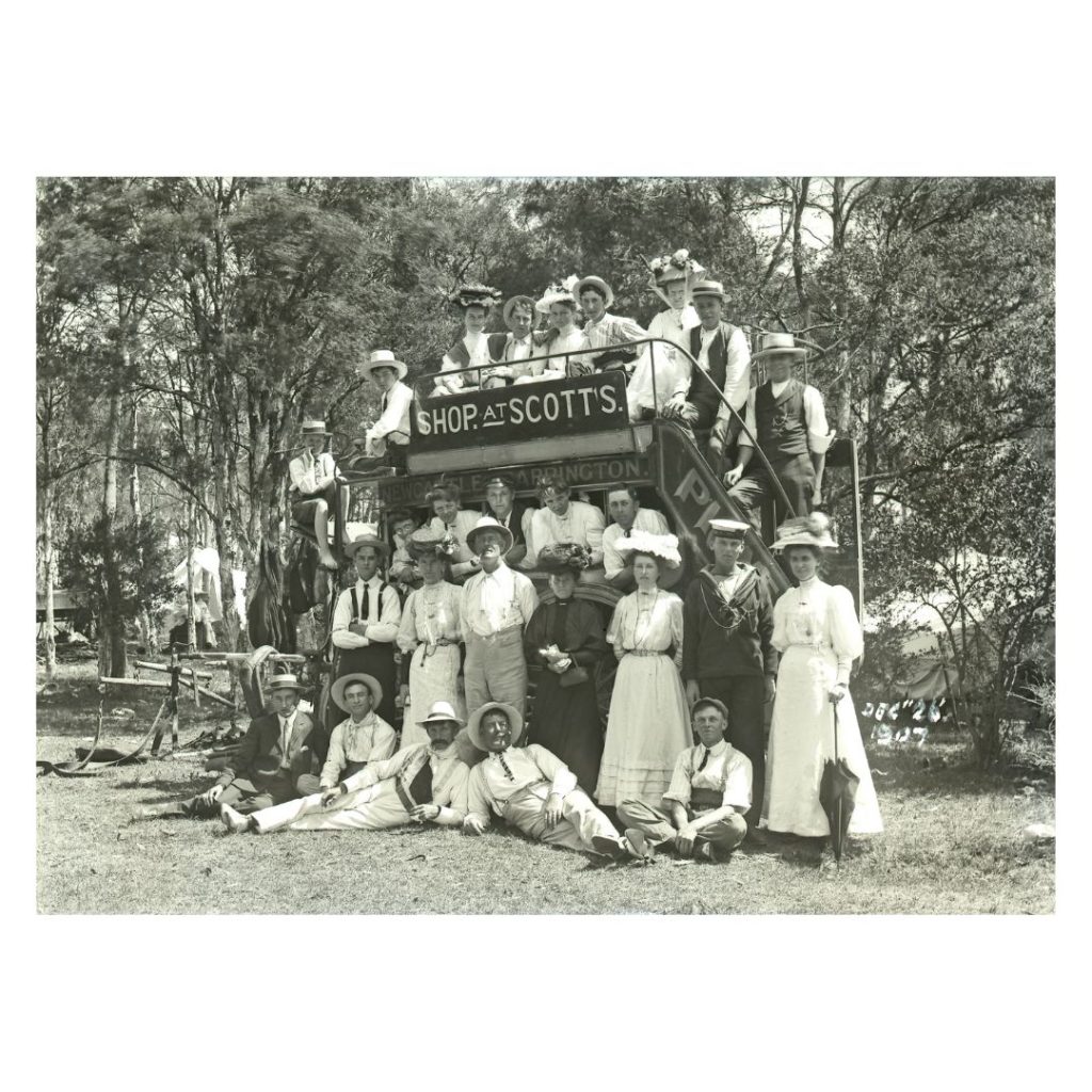 Newcastle to Carrington Horse Bus at Speers Point