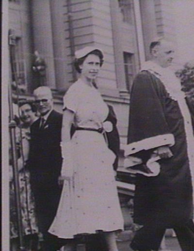 Royal visit of Queen Elizabeth II to Newcastle | State Library NSW